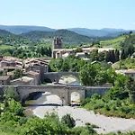 2 Bedroom Amazing In Laurent De La Ca