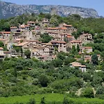 2 Bedroom Amazing In Laurent De La Ca *