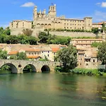 2 Bedroom Amazing In Laurent De La Ca Saint-Laurent-de-la-Cabrerisse