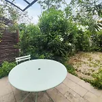 2 Bedroom Amazing In Laurent De La Ca