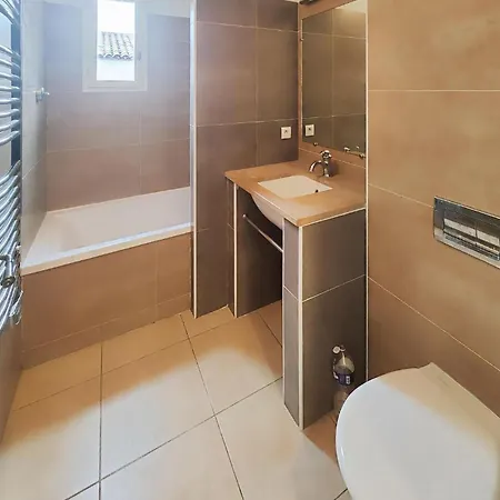 2 Bedroom Stunning In Laurent De La Ca * Saint-Laurent-de-la-Cabrerisse
